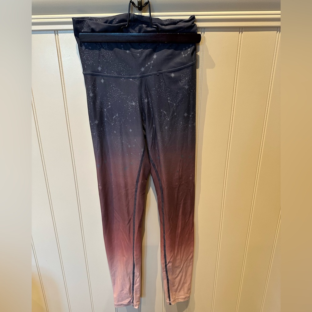 AR-33 Ladies Women’s Size Small Navy Plum Purple & Pink Leggings Yoga Pa…